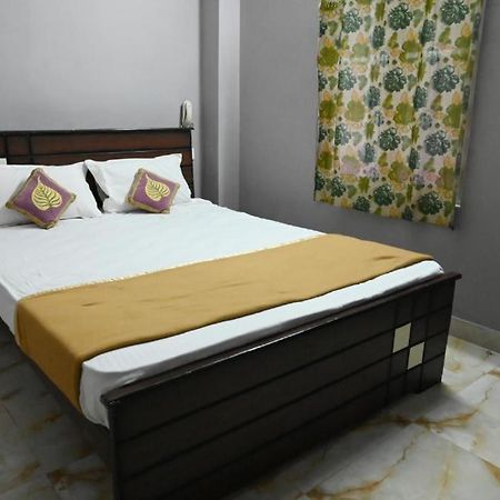 Tiruvannāmalai Sathya Guest House מראה חיצוני תמונה
